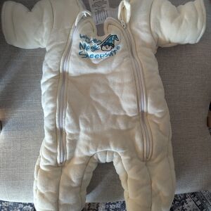 Merlin Size Small Sleep Suit